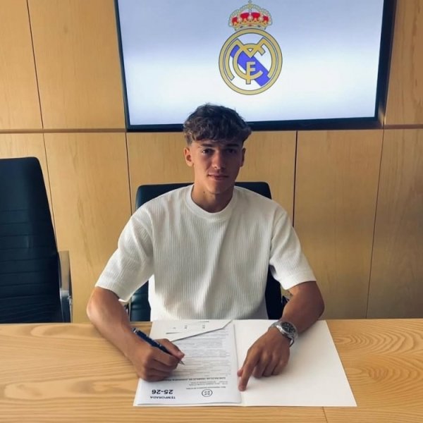 Marca: Real Madrid Huấn luyện thanh niên cầu thủ trẻ Pitac đã không chơi trong 20 ngày sau khi được thăng cấp đội một